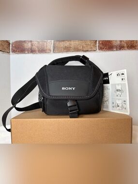 Sony Japan Soft carrying case LCS-U11 - Black For Digital Video Camera Photo